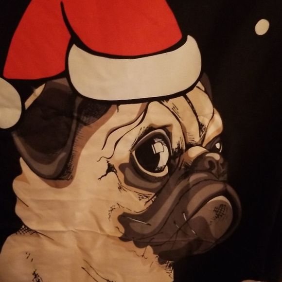 Wall Tapestry Pug Dogs Wearing Christmas Hats By Society 6 New Without Tags. - Picture 5 of 6